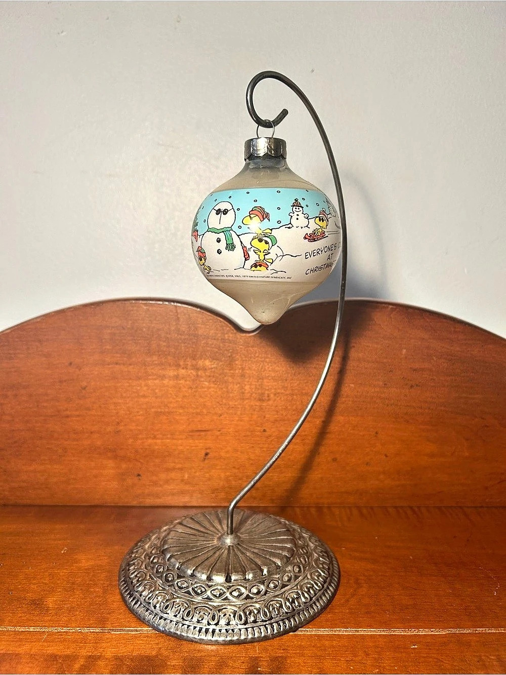 Peanuts 1987 Hallmark Keepsake Ornament 3.75” long x 3” wide